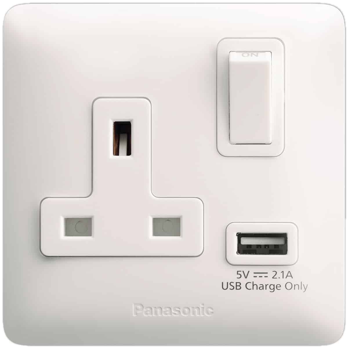 Panasonic 1G DP Switched BS Socket with USB Charger
